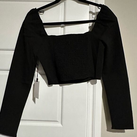 ASTR NWT Long Sleeve Sweetheart Neck Crop Top in black size XS - Picture 7 of 7